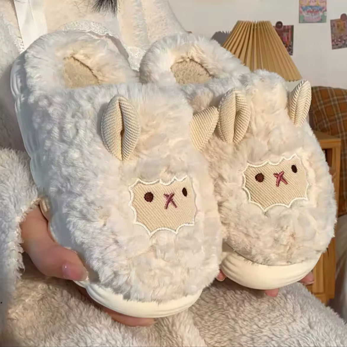 Walter's Cozy Farm™ Lamb Slippers